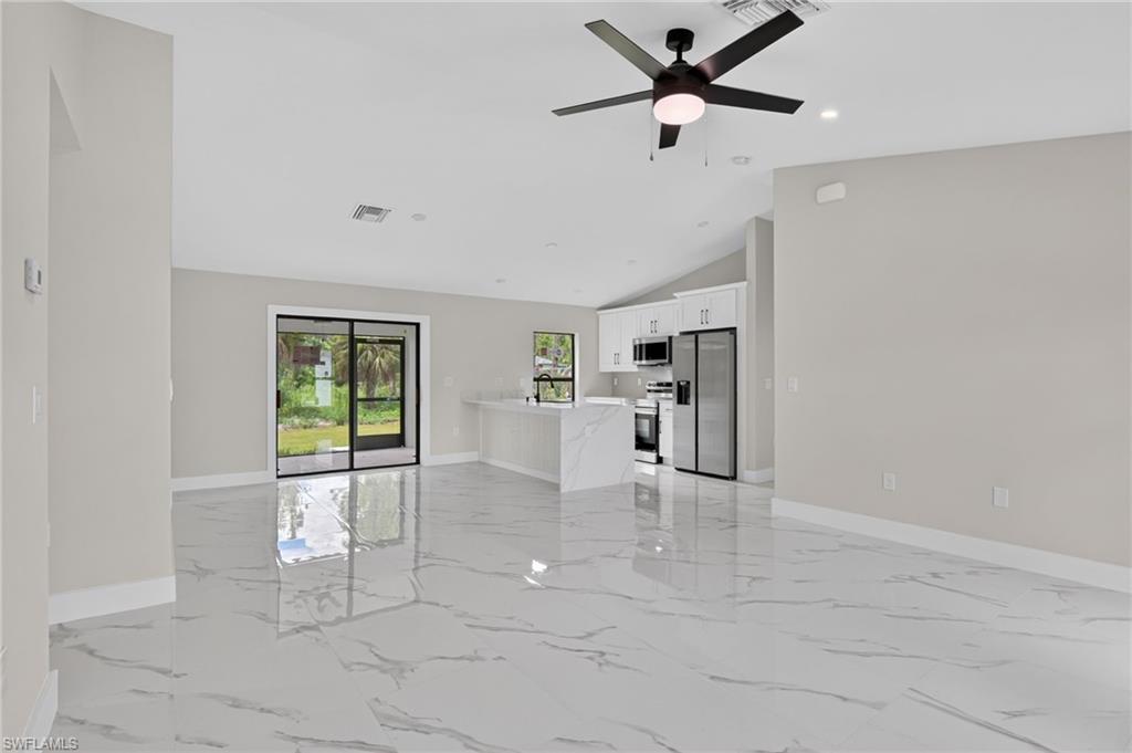 GOLDEN GATE ESTATES - Residential