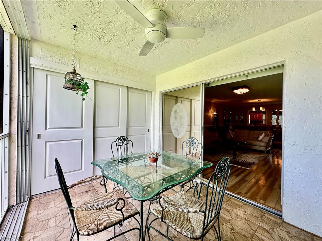 COUNTRY CLUB MANOR - Residential Lease
