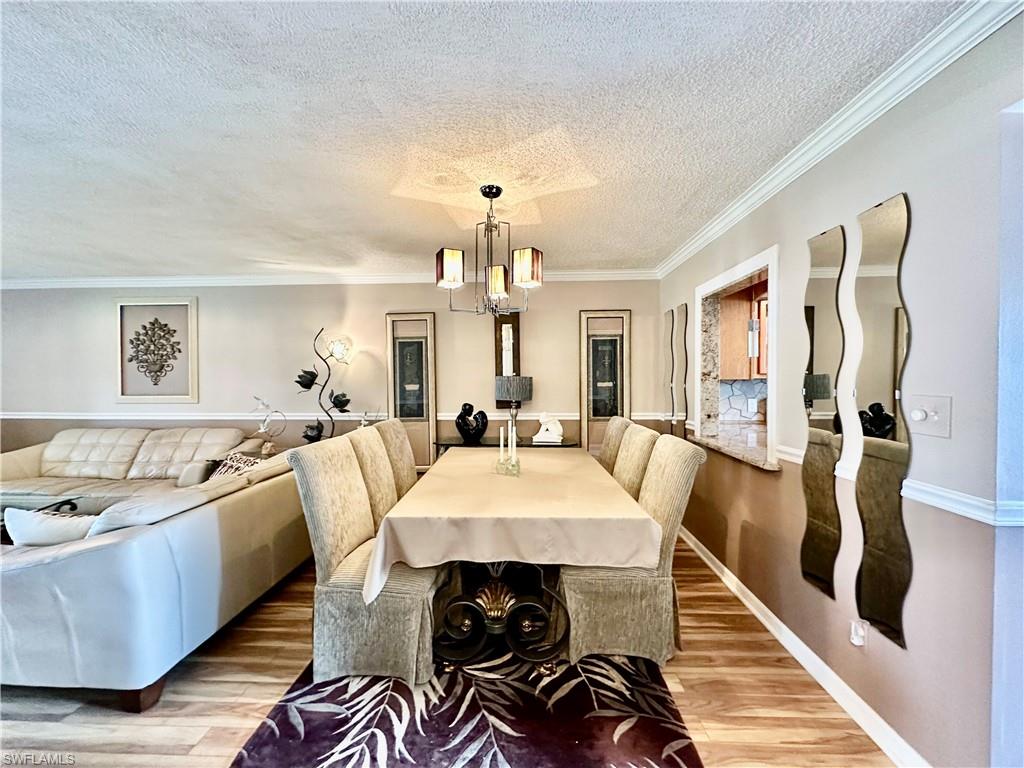 COUNTRY CLUB MANOR - Residential Lease