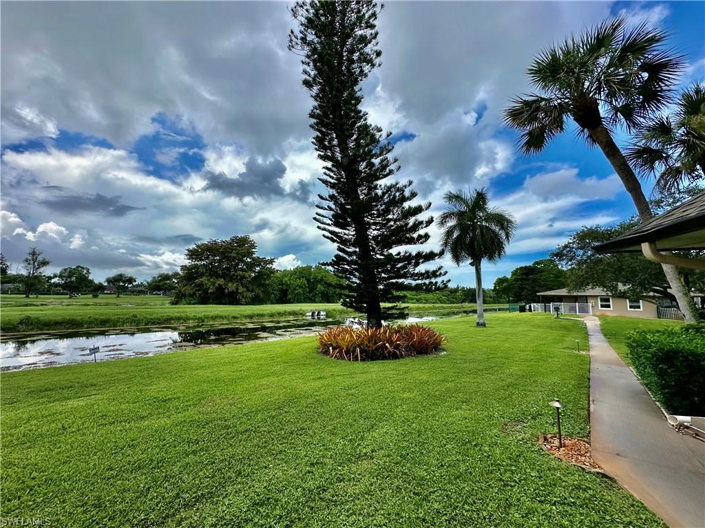 COUNTRY CLUB MANOR - Residential Lease