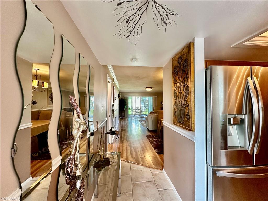 COUNTRY CLUB MANOR - Residential Lease