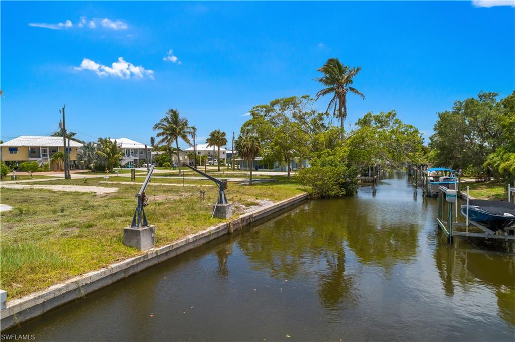 ESTERO BAY SHORES - Land