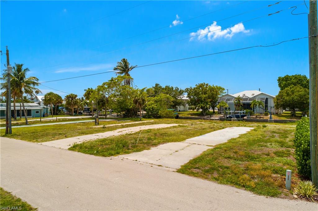 ESTERO BAY SHORES - Land