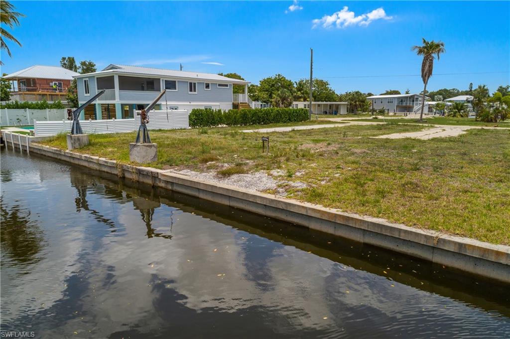 ESTERO BAY SHORES - Land