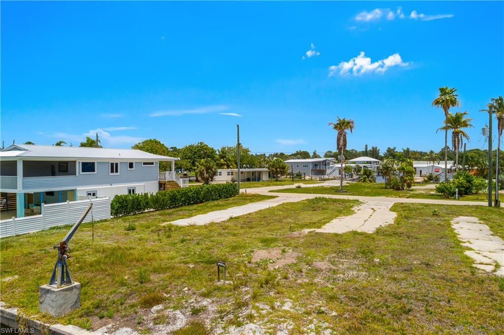 ESTERO BAY SHORES - Land