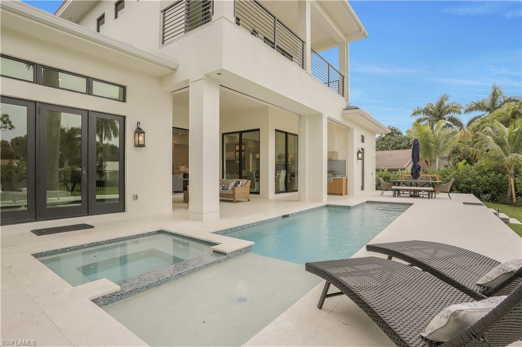 PARK SHORE - Residential