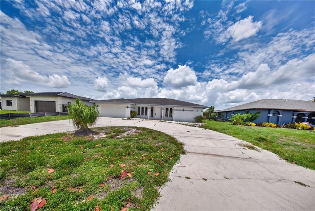 CAPE CORAL - Residential