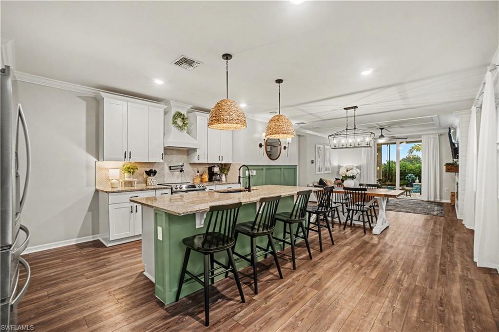CRESCENT GROVE - Residential