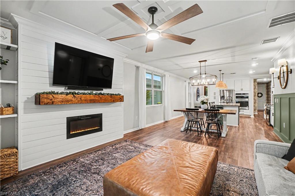 CRESCENT GROVE - Residential