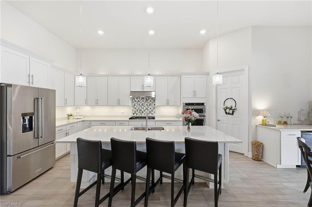 WINDING CYPRESS - Residential
