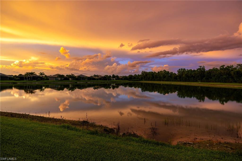 WINDING CYPRESS - Residential