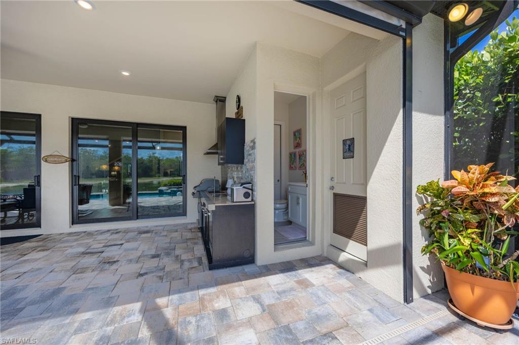 WINDING CYPRESS - Residential