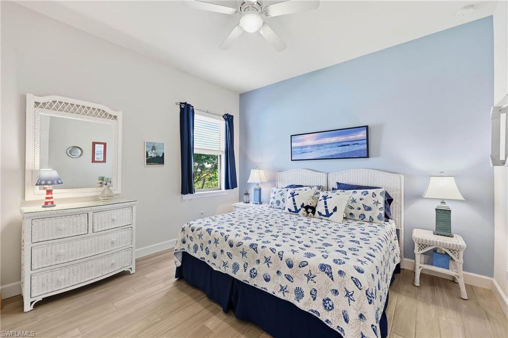 WINDING CYPRESS - Residential