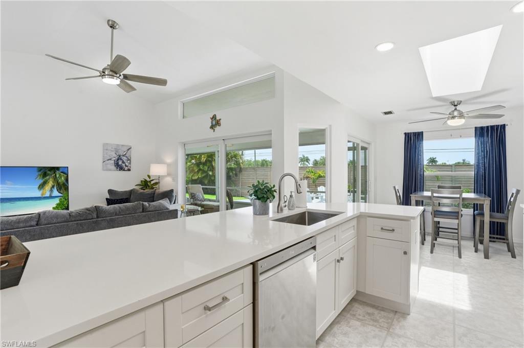 RIVIERA GOLF ESTATES - Residential