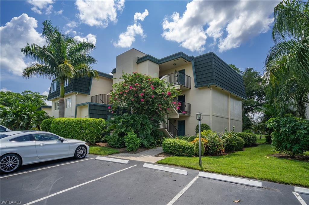 NAPLES BATH AND TENNIS CLUB - Residential