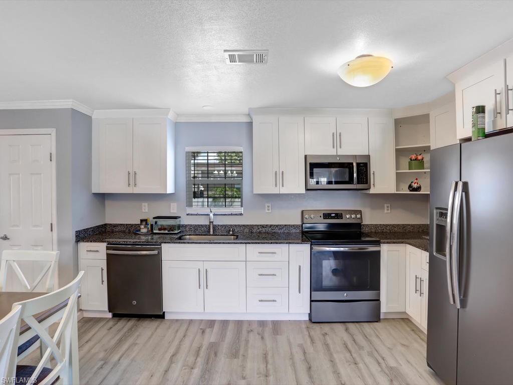 HENDERSON CREEK PARK - Residential