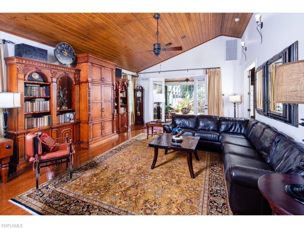 OLDE NAPLES - Residential