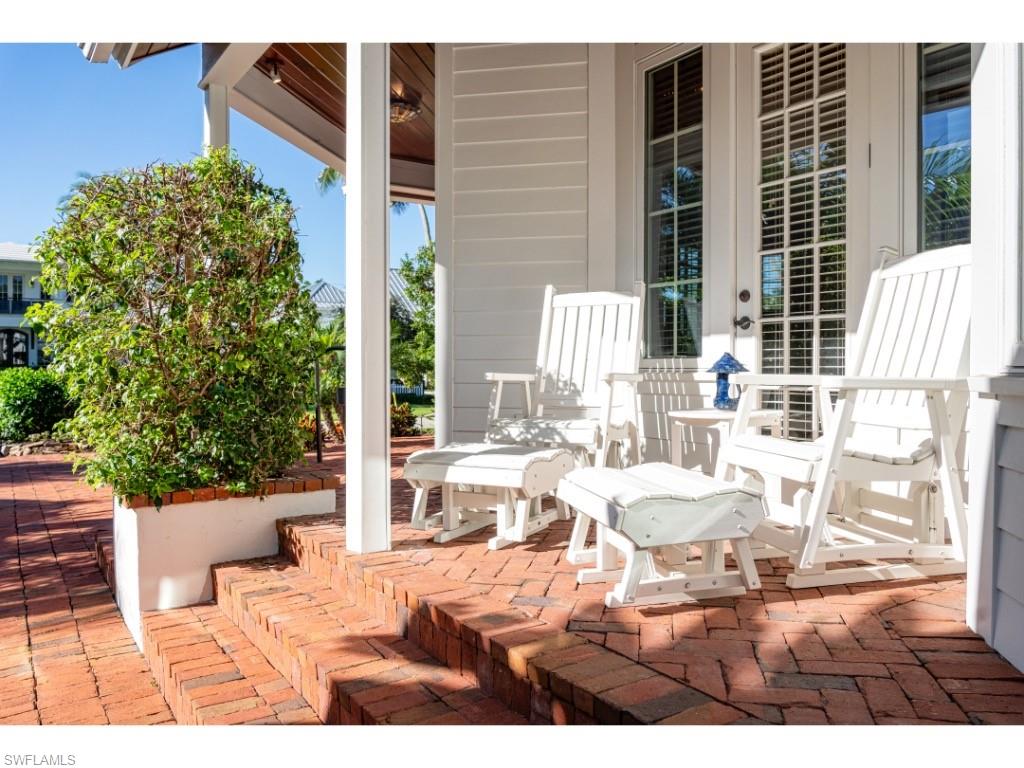 OLDE NAPLES - Residential