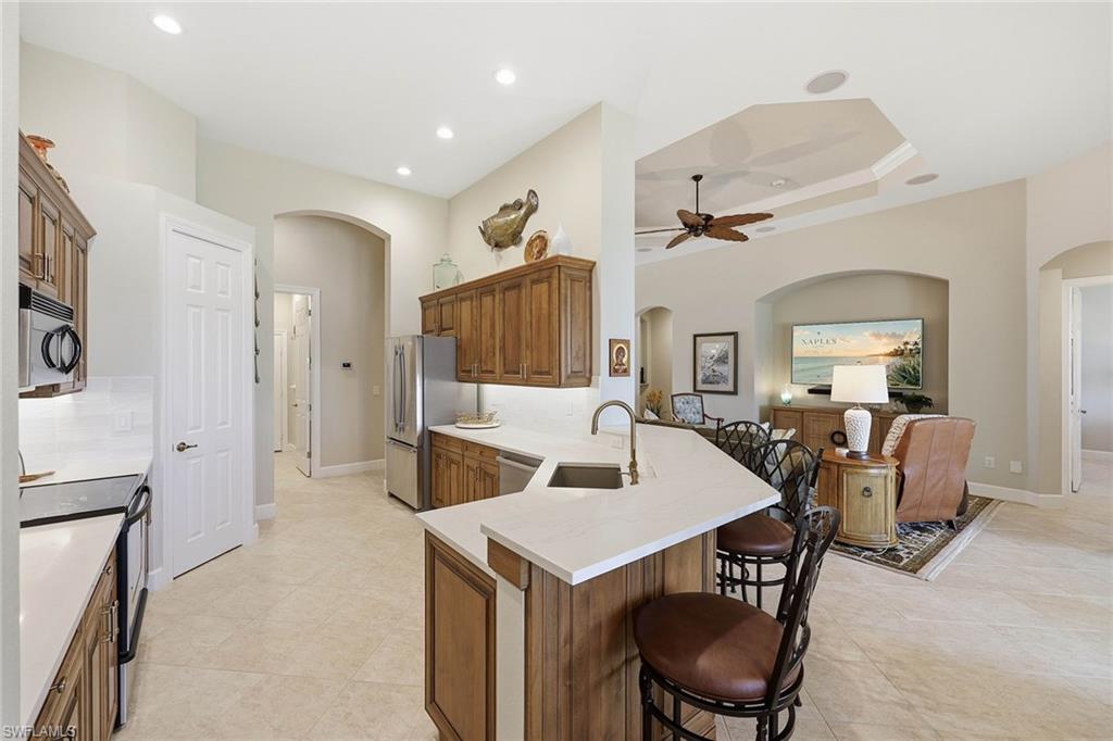 MUSTANG ISLAND - Residential