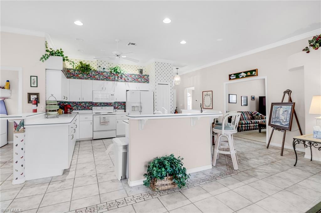 OLDE HICKORY GOLF & COUNTRY CLUB - Residential