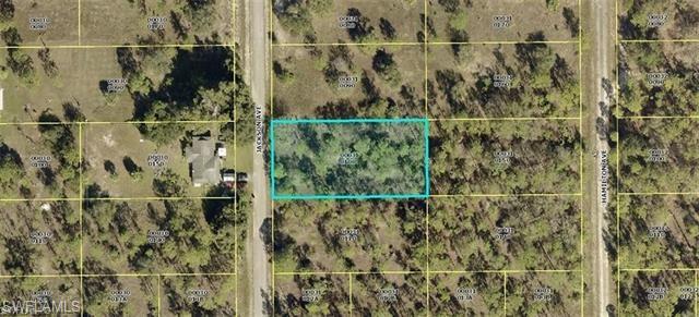 A promising opportunity to build your dream home on a 0.50-acre lot in a great location. The fact that there are many new homes under construction in the area suggests that it's a growing and potentially desirable neighborhood.