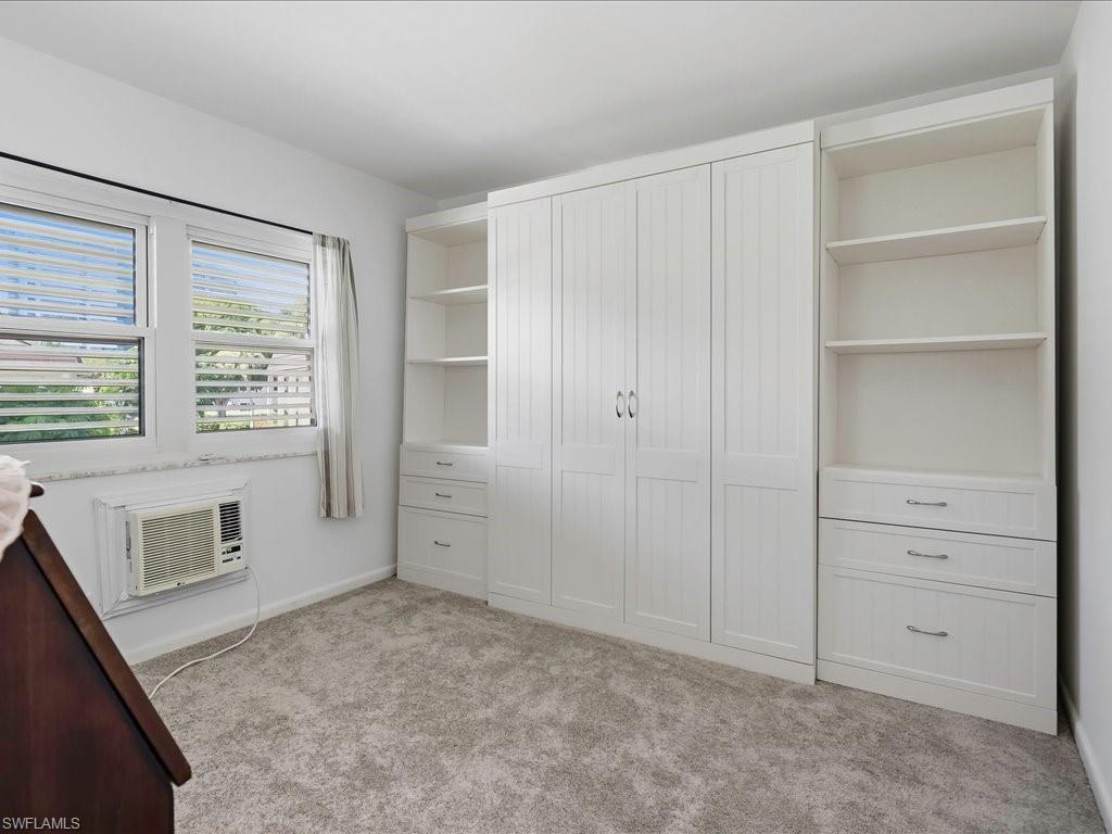 SOUTHWINDS APTS OF MARCO ISLAND - Residential