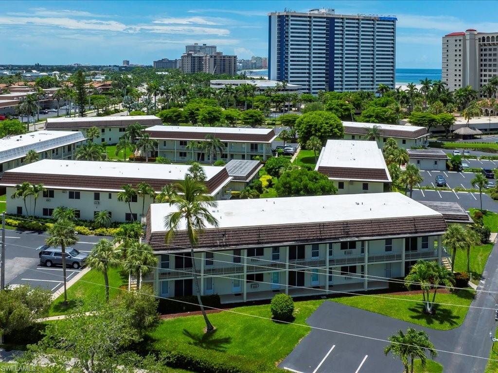 SOUTHWINDS APTS OF MARCO ISLAND - Residential