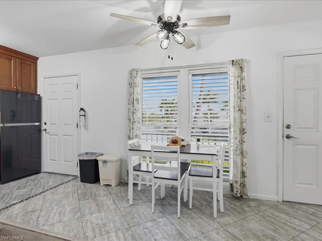 SOUTHWINDS APTS OF MARCO ISLAND - Residential