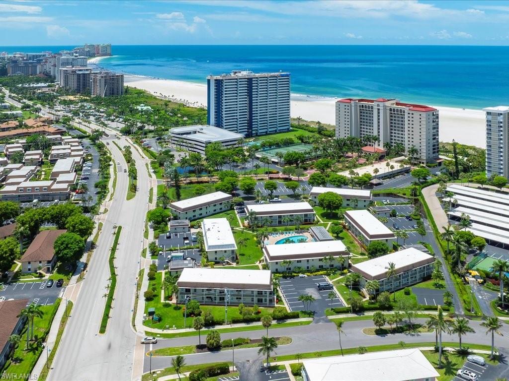 SOUTHWINDS APTS OF MARCO ISLAND - Residential