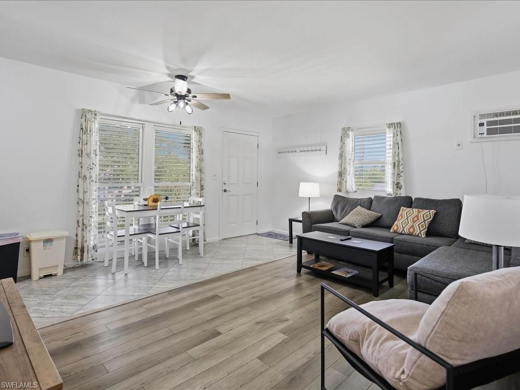 SOUTHWINDS APTS OF MARCO ISLAND - Residential