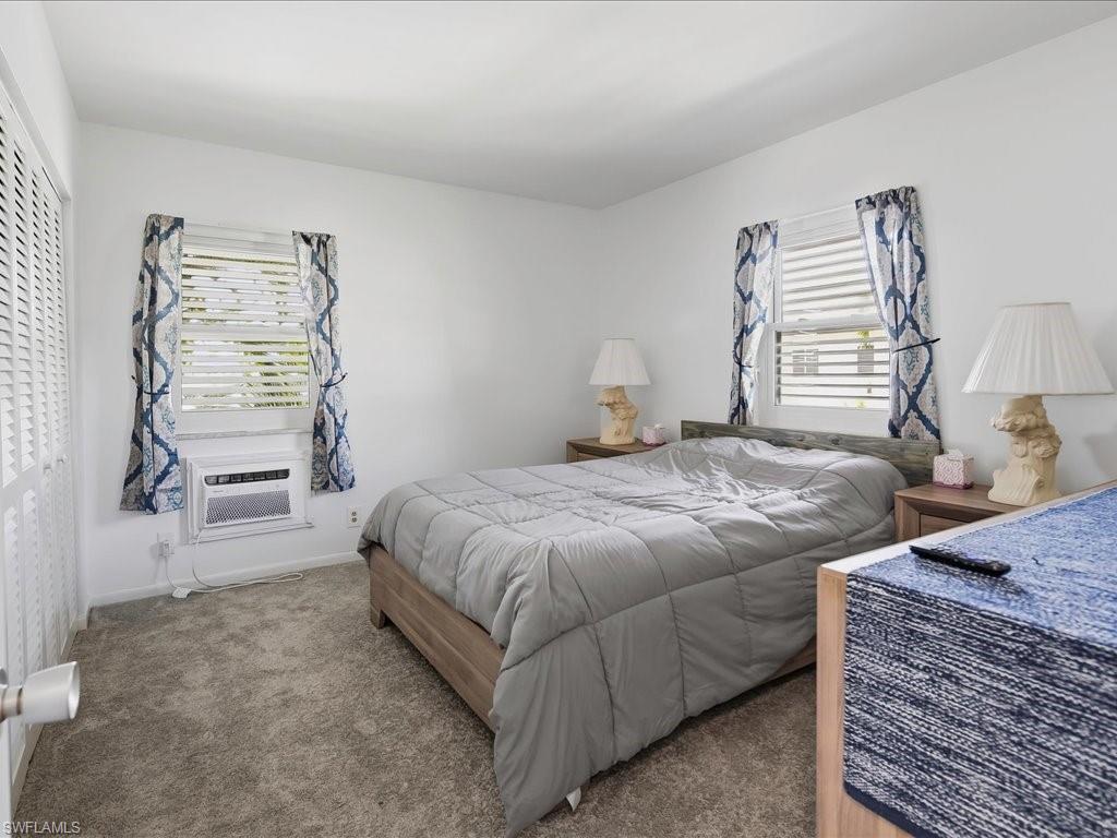 SOUTHWINDS APTS OF MARCO ISLAND - Residential