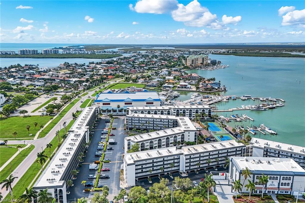 ANGLERS COVE - Residential