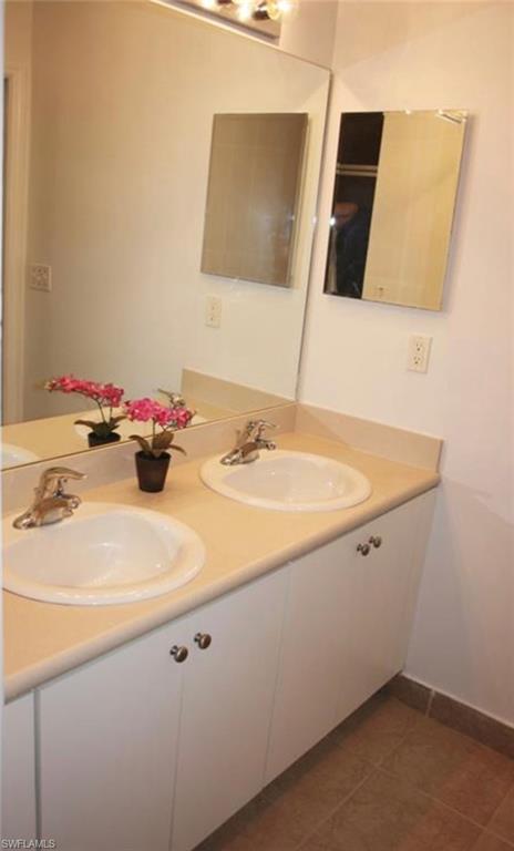 THE COVE AT SIX MILE - Residential