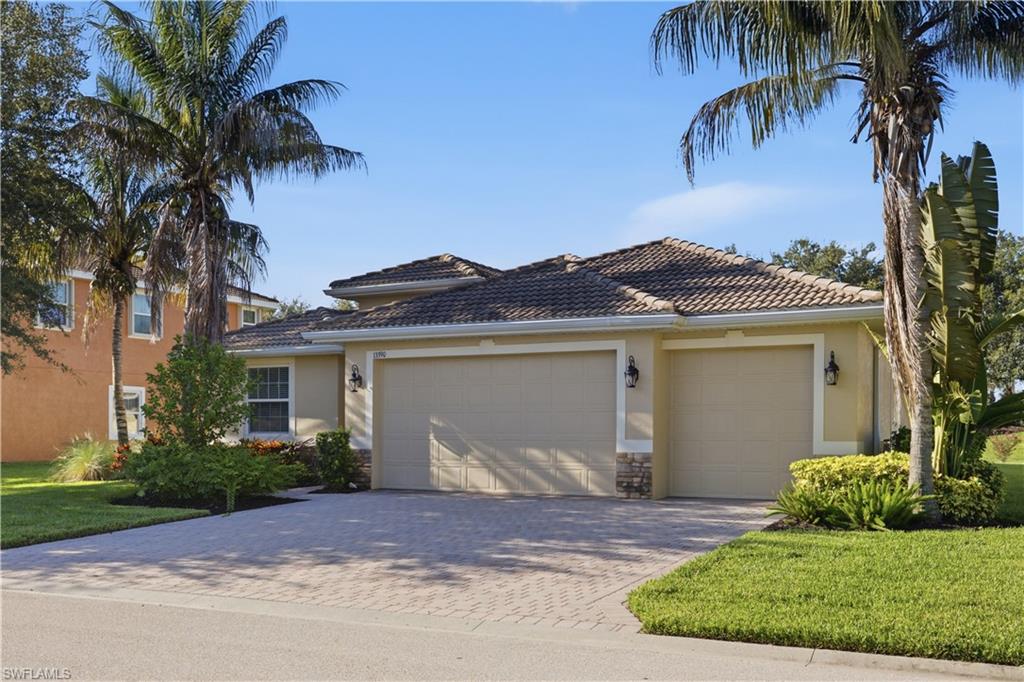 MOODY RIVER ESTATES - Residential Lease