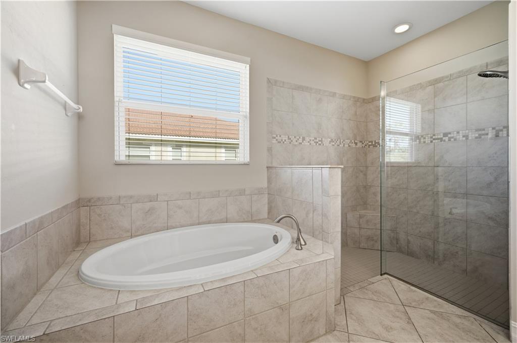 MOODY RIVER ESTATES - Residential Lease