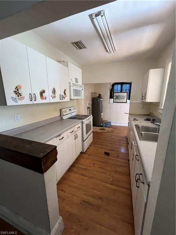 NOT APPLICABLE - Residential Lease