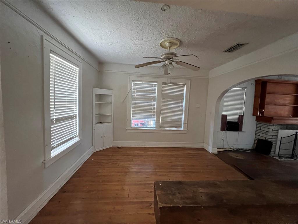 NOT APPLICABLE - Residential Lease