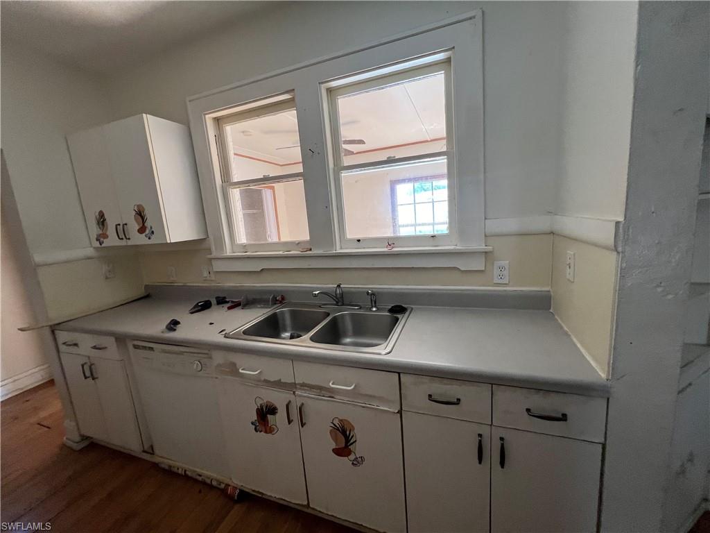 NOT APPLICABLE - Residential Lease