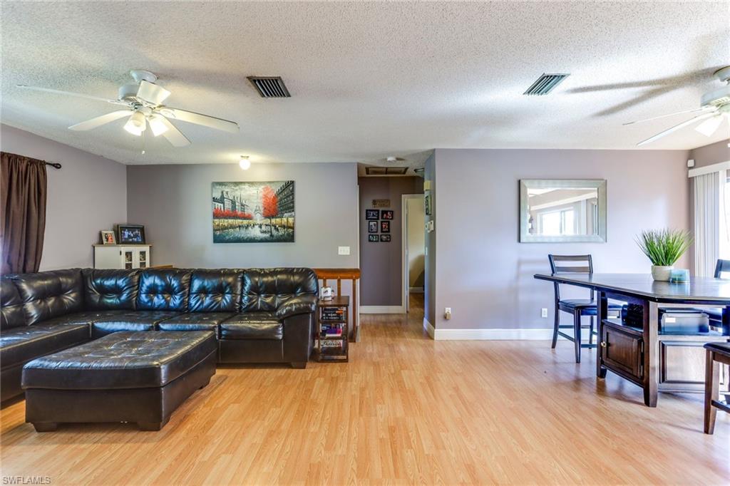 SAN CARLOS PARK - Residential