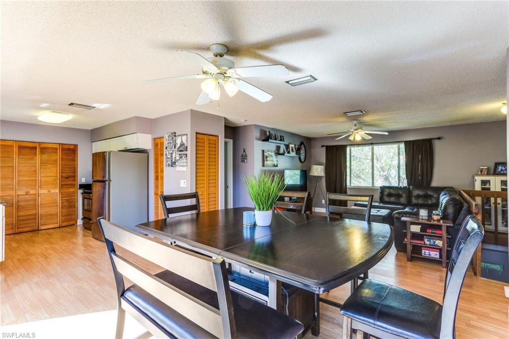 SAN CARLOS PARK - Residential