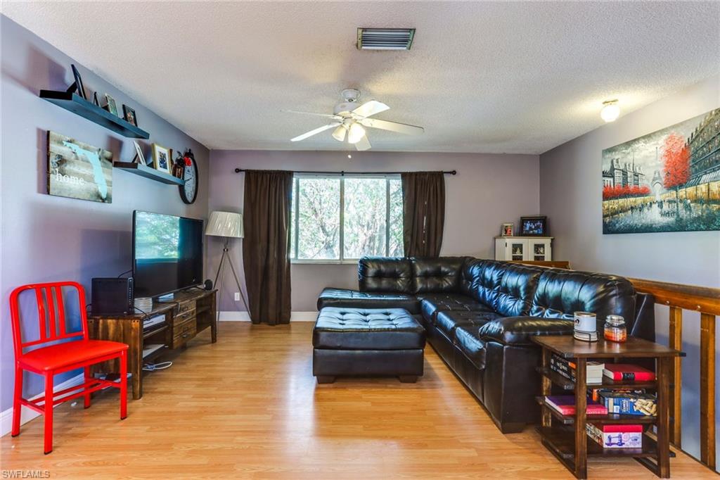 SAN CARLOS PARK - Residential