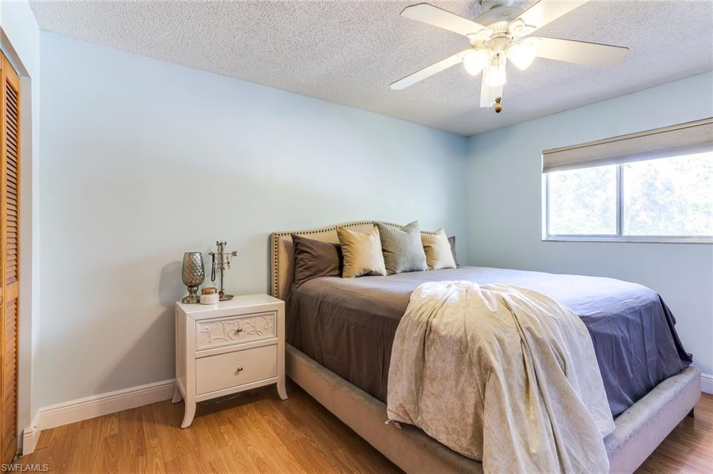 SAN CARLOS PARK - Residential