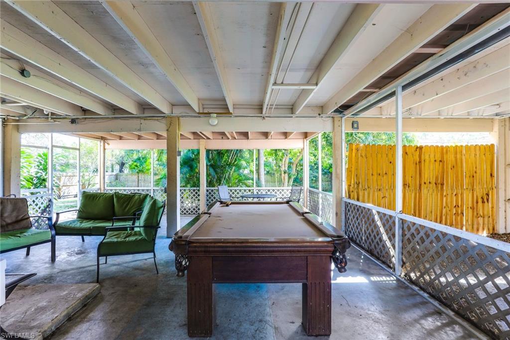SAN CARLOS PARK - Residential