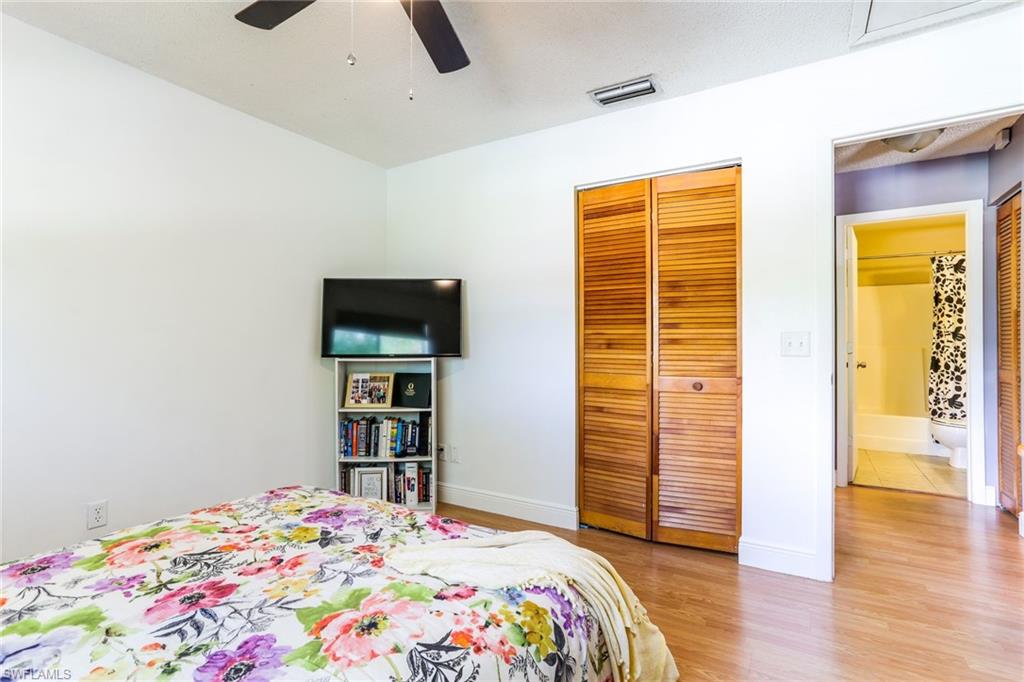 SAN CARLOS PARK - Residential