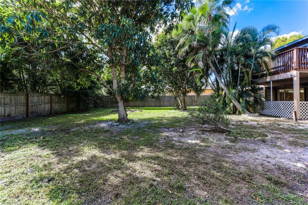 SAN CARLOS PARK - Residential