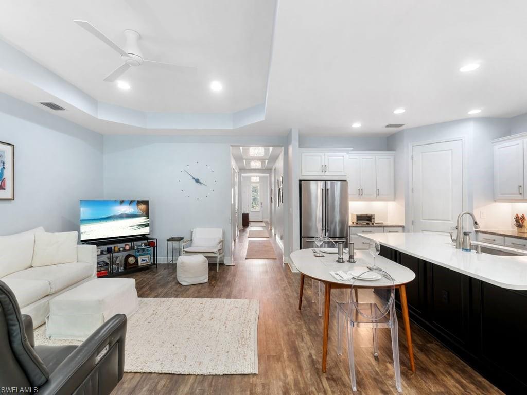 CYPRESS WALK - Residential