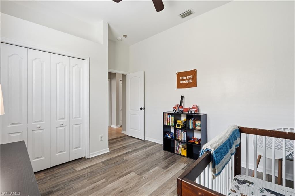 COLONIAL POINTE - Residential