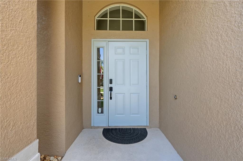 COLONIAL POINTE - Residential