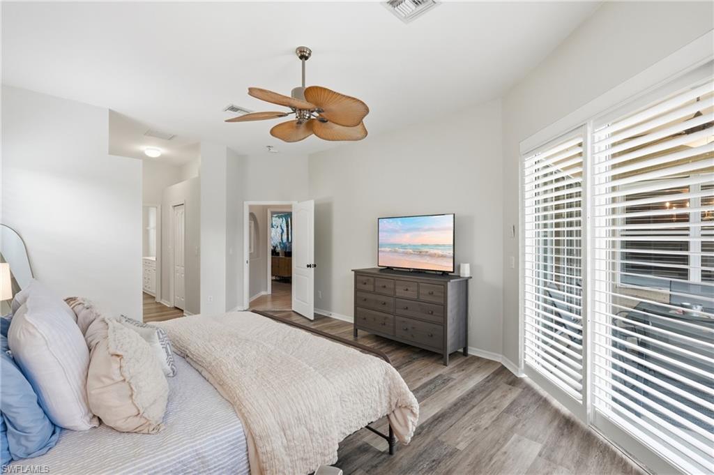COLONIAL POINTE - Residential