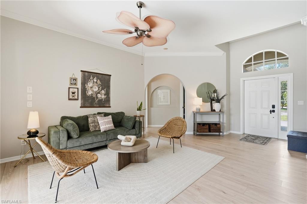 COLONIAL POINTE - Residential